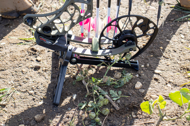 Kwik Stand Tri - Pod Bow Support - Pine Ridge Archery - 2563-BK